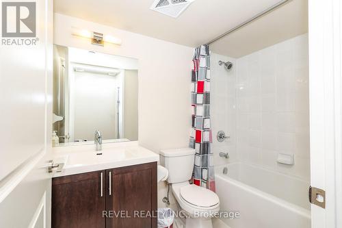 1724 - 2 Eva Road, Toronto, ON - Indoor Photo Showing Bathroom