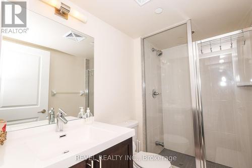 1724 - 2 Eva Road, Toronto, ON - Indoor Photo Showing Bathroom