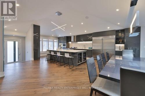 1144 Streambank Drive, Mississauga, ON - Indoor Photo Showing Dining Room