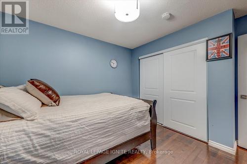 36 - 2530 Northampton Boulevard, Burlington, ON - Indoor Photo Showing Bedroom