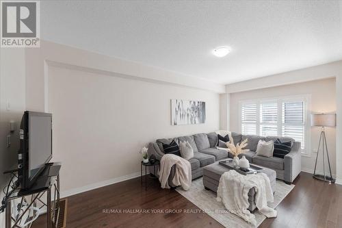 66 Leeson Street, East Luther Grand Valley, ON - Indoor Photo Showing Living Room