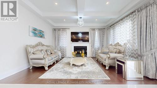 147 Wainfleet Crescent, Vaughan, ON - Indoor Photo Showing Living Room With Fireplace