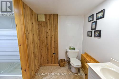 13 Eleanor Road, Orillia, ON - Indoor Photo Showing Bathroom