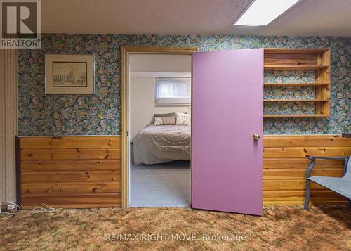 13 Eleanor Road, Orillia, ON - Indoor Photo Showing Bedroom