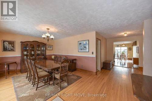 13 Eleanor Road, Orillia, ON - Indoor Photo Showing Dining Room