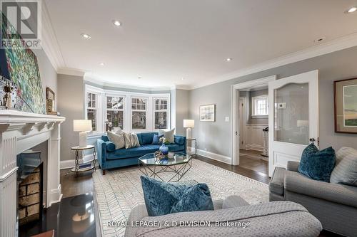 554 Briar Hill Avenue, Toronto, ON - Indoor Photo Showing Living Room