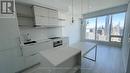 4801 - 197 Yonge Street, Toronto, ON  - Indoor Photo Showing Kitchen 