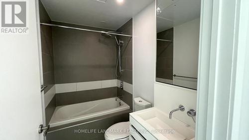 4801 - 197 Yonge Street, Toronto, ON - Indoor Photo Showing Bathroom