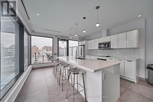 1808 - 55 Ontario Street, Toronto, ON - Indoor Photo Showing Kitchen With Upgraded Kitchen