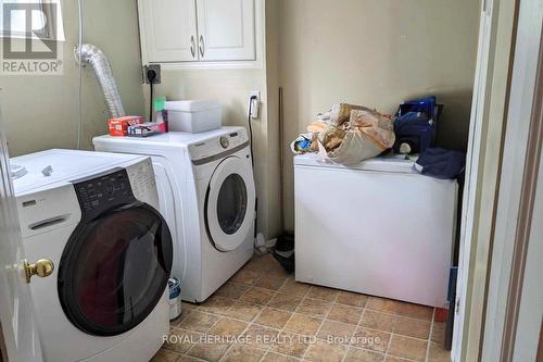 147 Grandview Street, Oshawa (Donevan), ON - Indoor Photo Showing Laundry Room