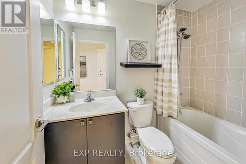 805 - 70 Town Centre Court, Toronto, ON - Indoor Photo Showing Bathroom