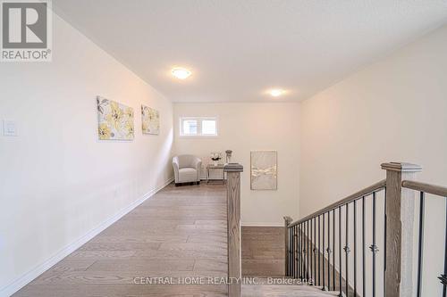 11 Upbound Court, East Gwillimbury, ON - Indoor Photo Showing Other Room