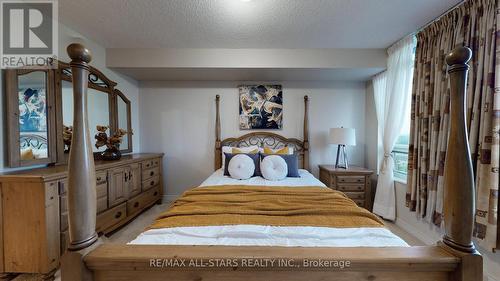 1226 - 33 Cox Boulevard, Markham, ON - Indoor Photo Showing Bedroom