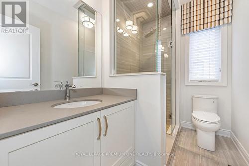 2 Appleyard Avenue, Vaughan, ON - Indoor Photo Showing Bathroom