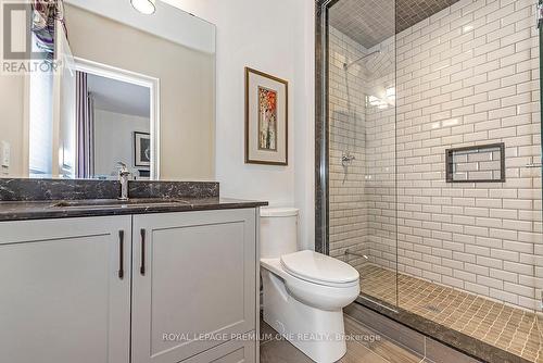 2 Appleyard Avenue, Vaughan, ON - Indoor Photo Showing Bathroom