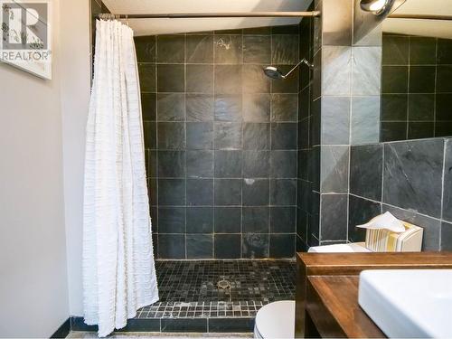 2673 Gavlin Road, Quesnel, BC - Indoor Photo Showing Bathroom