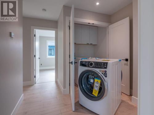 592 Forestbrook Drive Unit# 101, Penticton, BC - Indoor Photo Showing Laundry Room