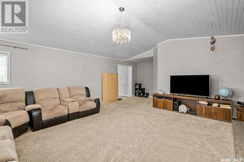 1010 Riverside Drive, Prince Albert, SK - Indoor Photo Showing Living Room