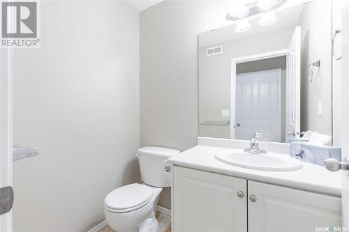 810 Rutherford Way, Saskatoon, SK - Indoor Photo Showing Bathroom