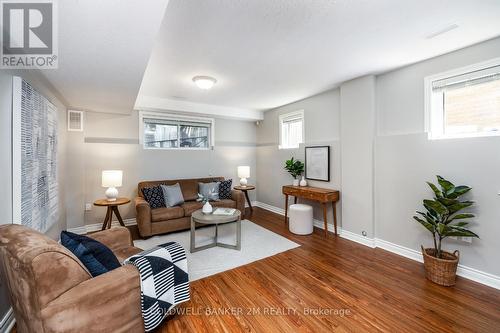 24 Montague Avenue, Clarington, ON - Indoor Photo Showing Living Room