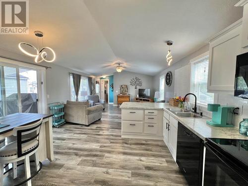 2130 Golden Pond Road, Quesnel, BC - Indoor Photo Showing Kitchen With Double Sink