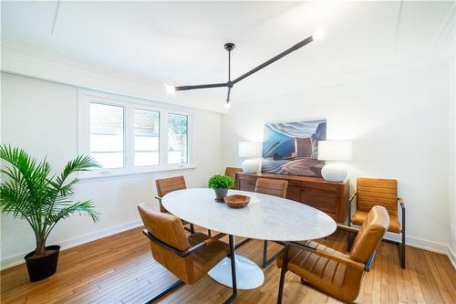 837 Danforth Place, Burlington, ON - Indoor Photo Showing Dining Room