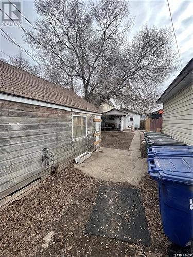 113 H Avenue N, Saskatoon, SK - Outdoor