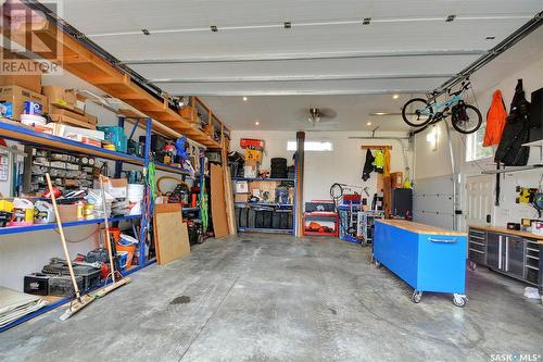 310 Spencer Place, Saskatoon, SK - Indoor Photo Showing Garage