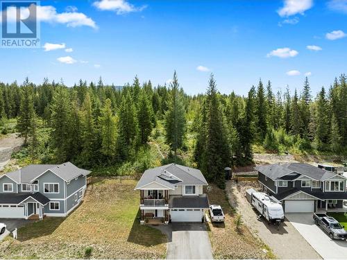 2860 Golf Course Drive, Blind Bay, BC - Outdoor With Facade