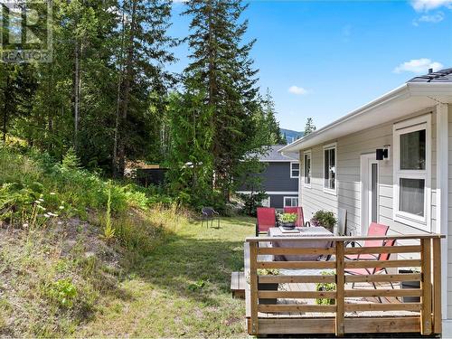 2860 Golf Course Drive, Blind Bay, BC - Outdoor