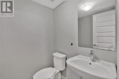 729 Brownstone Drive, Lakeshore, ON - Indoor Photo Showing Bathroom