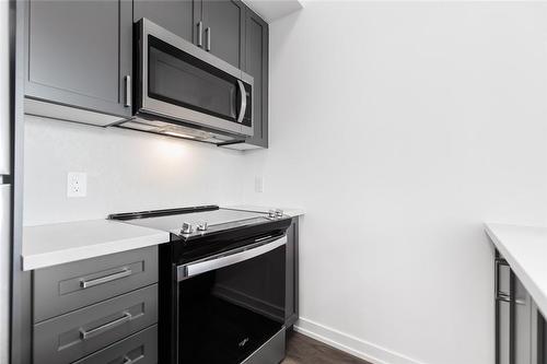 470 Dundas Street E|Unit #510, Waterdown, ON - Indoor Photo Showing Kitchen