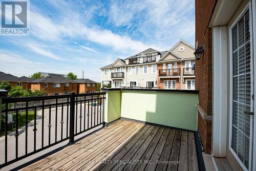 44 - 2614 Dashwood Drive, Oakville, ON - Outdoor With Balcony With Exterior