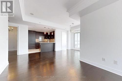 417 - 3500 Lakeshore Road W, Oakville, ON - Indoor Photo Showing Kitchen