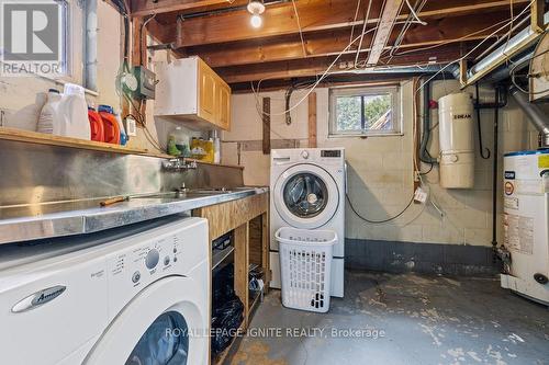 186 Deschene Avenue, Hamilton, ON - Indoor Photo Showing Laundry Room