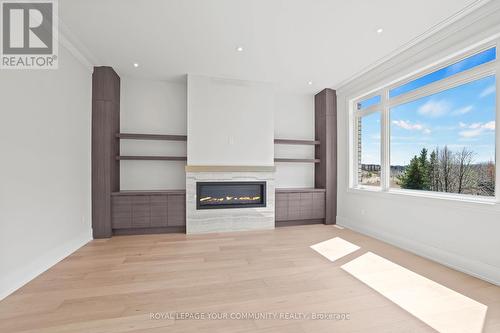 2 Bunn Court, Aurora, ON - Indoor With Fireplace