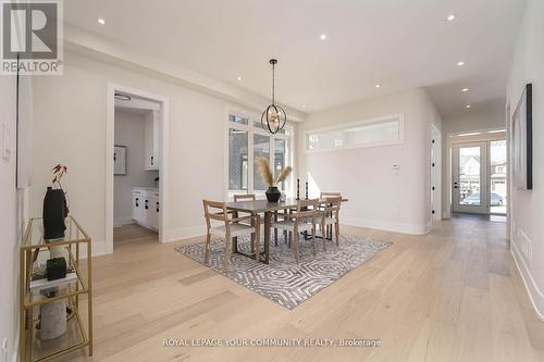 10 Bunn Court, Aurora, ON - Indoor Photo Showing Dining Room