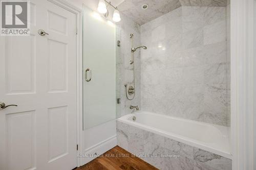 35 Mary Street, Milton, ON - Indoor Photo Showing Bathroom