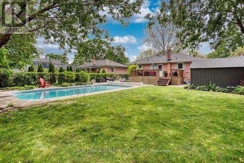 583 Taplow Crescent, Oakville, ON - Outdoor With In Ground Pool With Deck Patio Veranda With Backyard