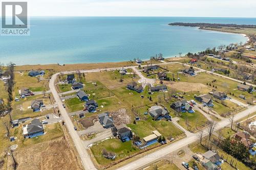 24 Lakeridge Boulevard, Haldimand, ON - Outdoor With Body Of Water With View