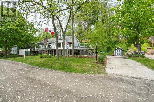547 West Edith Cavell Boulevard, Central Elgin, ON - Outdoor With Deck Patio Veranda