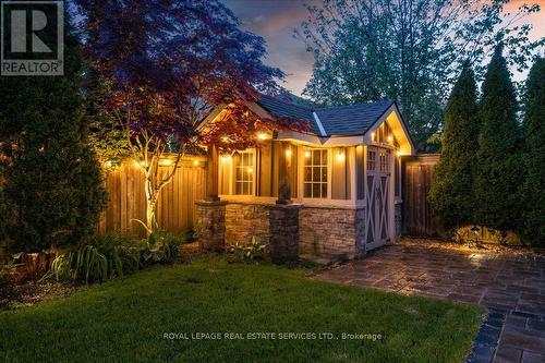 2284 Foxhole Circle, Oakville, ON - Outdoor