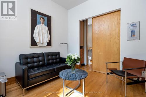 50 Amelia Street, Toronto, ON - Indoor Photo Showing Living Room