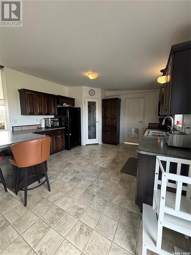 385 O'Connor Avenue, Macoun, SK - Indoor Photo Showing Kitchen