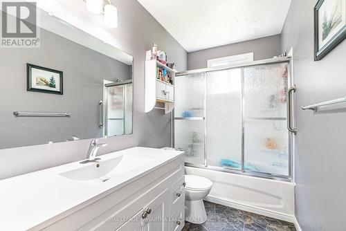 13 Eva Street, Kawartha Lakes, ON - Indoor Photo Showing Bathroom