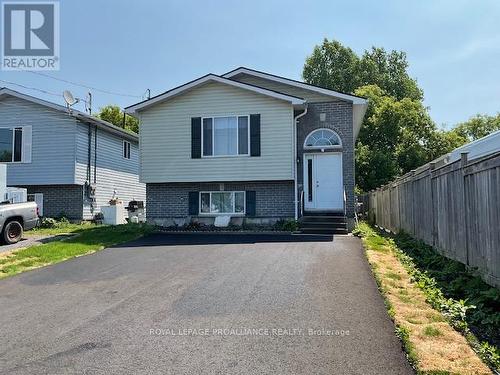 124 Cannifton Road N, Belleville, ON - Outdoor