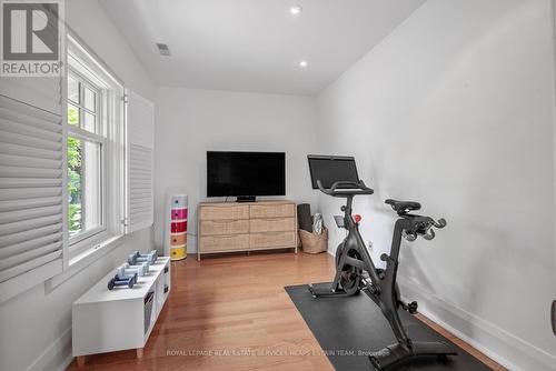 33 Welland Avenue, Toronto, ON - Indoor Photo Showing Gym Room