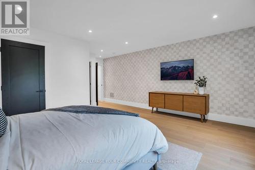 83 Rose Street, Georgina, ON - Indoor Photo Showing Bedroom