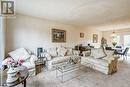 589 Lake Drive E, Georgina, ON  - Indoor Photo Showing Living Room 