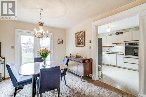 589 Lake Drive E, Georgina, ON - Indoor Photo Showing Dining Room